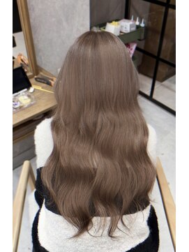 ベージュカラー