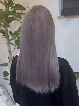 ルーチェ(Lu-che) 透明感抜群ミルクティーグレージュ