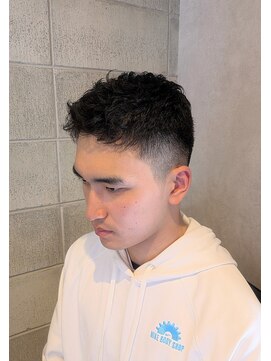 ワンワンオー バーバーショップ コンチネンタル(@110 BARBER SHOP continental) ベリーショート