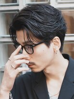 レタッチバイフィフス(RETOUCH by fifth)&nbsp;センターパートニュアンスパーマワンカールパーマ韓国コンマヘア