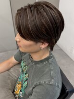 トリッカ シブヤ(TRICCA SHIBUYA)&nbsp;メンズカットパーマカラーブリーチハイライトメッシュフェザー