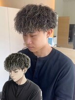 オム グランド(HOMME GRAND)&nbsp;【藤田翔吾】ハイライト×パーマ