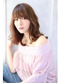 『estrela』大人可愛いワンレン鎖骨ミディ