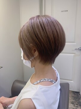 ロエ(loe) 襟足のおさまりはお任せください♪