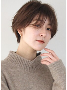 サーカス バイ ビュートリアム 青山(CIRCUS by BEAUTRIUM) 耳かけショート ショート 丸みショート 伸ばしかけショート