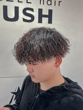 ダズルヘアラッシュ(DAZZLE hair RUSH) 波巻きパーマ