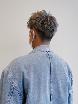 アヴァンセ サニー美容室 ツーブロック/短髪ショート/グレージュカラー