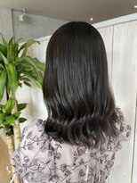 ルアナ(Luana.)&nbsp;【 倉敷/中島/Luana. 】艶暗髪カラー