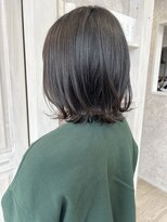 キャアリー(Caary)&nbsp;福山市Caary暗髪黒髪垢抜けレイヤーカットレイヤーボブ学生学割