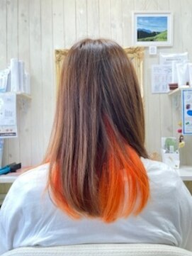 ヘアー クチュリエ ビーホワイト(hair couturier B:white) インナーカラー(orange)