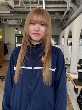 ラヴィズム(LUVISM) ◎韓国ヘアー顔周りレイヤーおくれ毛ミディアム前髪万代新潟