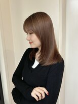 ローネス(LONESS) ミディアムレイヤー レイヤーカット 透明感カラー