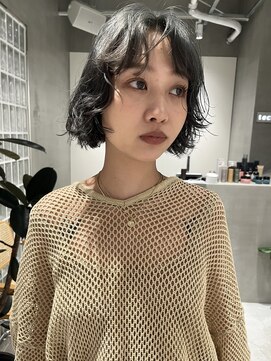 テクネ 天神大名(techne) 天神大名顔周りレイヤーカットミディアムボブタッセルボブパーマ