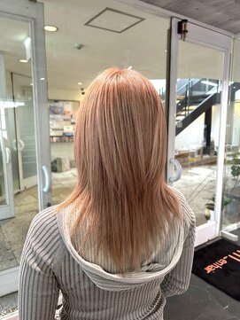 サンエンヘアー(lll_en hair) ピンクベージュ