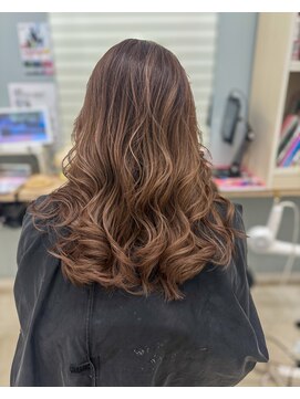 ラックスビー マーレ 沖縄うるま店(LUXBE mare) ブリーチ履歴あり ハイライトベージュ