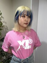 ビファインクーアヴェダ(Be fine coo AVEDA)&nbsp;ブロンドデザインネイビーカラー　ボブ