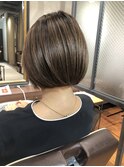 柔らかハイライトグレージュボブ
