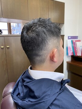 ワイズヘアー ナガサキ(Y's hair nagasaki) メンズのカッコいい！ビジネスにも最適な刈り上げベリショ！！