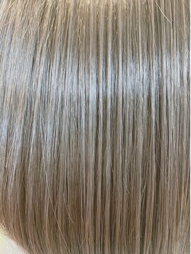 ヘアー バイ ミーズ(hair by Mii’s) 細めハイライト&ローライト 【白髪ぼかしにも◎】