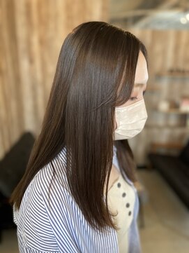 アルム(hair salon Alum) 『 大人っぽナチュラルストレート☆ 自然なツヤ感に 』