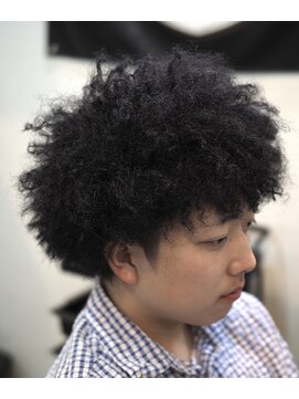 リヴ ヘアワークス(LiVE HAIR WORKS) アフロヘア