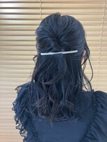 セン バイ エント(sen by emt) 暗髪カラー*ハーフアップ