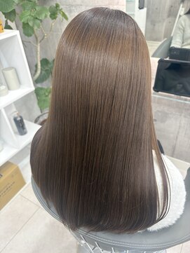 シルク バイ エスト 成増店(silk by est) ブリーチ無しのミルクティーベージュ