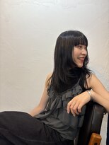ロウスリー(Lowsly)&nbsp;顔まわりレイヤー　ハッシュカット　３０代４０代５０代