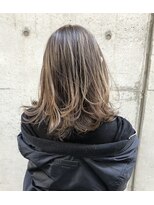 トルネード(TORNADO)&nbsp;外国人風韓国風ハイライト　グレージュ　タンバルモリ