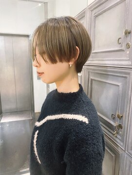 ベチカ(vetica) 20代30代40代/パツっとハンサムショート