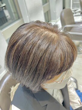 ネオリーブギンザ 銀座店(Neolive GINZA) 白髪染めで暗くなってしまった髪を明るく！