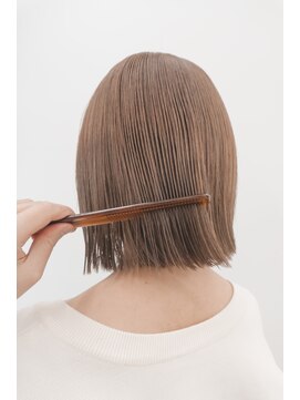 シカ(sica) ミルクティーベージュカラー