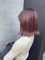 ファム 楽々園店(femme) きりっぱなしボブ×ハイトーン
