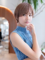 20代30代大人可愛い斜めバング小顔ショートボブシルキーベージュ