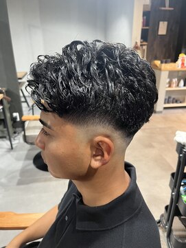 スウェル 柏店(Swell) ハイライト波巻きマッシュパーマ束感ショートメンズパーマ