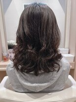 コーエン(cowen) 大人かわいい☆くっきりウェーブセミディ♪30代/40代/50代