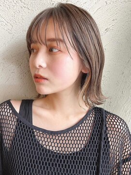 ノイカーム(noi Calm) 顔周りレイヤーカットくびれヘアミルクティーベージュカラー