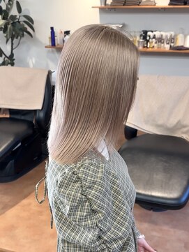 ヤーン(yarn.) ミルクティーベージュ【赤堀友哉】