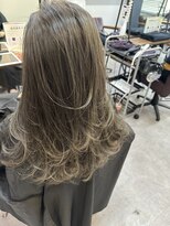 フラッグ(flag) グレージュ/レイヤースタイル