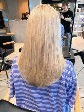 プランタンバイフラミューム 茅ヶ崎店(PRINTEMPS by flammeum) ホワイトブロンド 【茅ヶ崎】