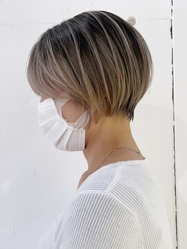 シオン(shion) ショートくびれヘア顔周りレイヤー_ba434041