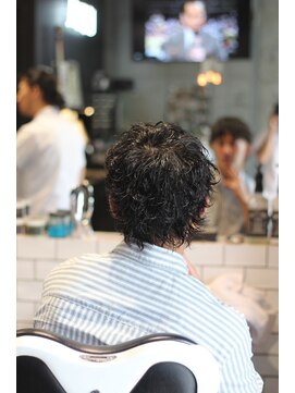 キングスマントーキョー 三鷹店(KINGSMAN TOKYO) シャドウパーマ