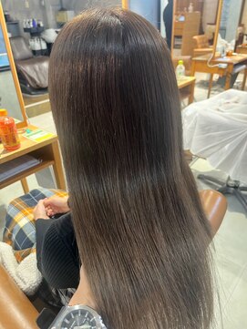 透明感カーキブラウン/アッシュ/艶髪/ストレート