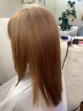 緋美美容室&nbsp;ブリーチ白髪染め、毛先オンカラー【白髪が気になり始めた方】