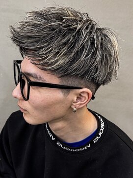 ダズルヘアラッシュ(DAZZLE hair RUSH) 名古屋八事金メッシュシルバーメッシュ細め太めハイライトパーマ