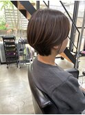 伸びても崩れないショートカット