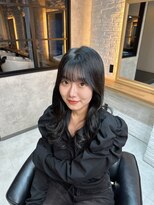 ウィローズ(WILLOW'S)&nbsp;暗髪×顔まわりレイヤーの韓国風くびれロング