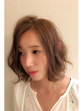 ロンド 銀座(Lond) ベージュウェーブボブ 担当本田