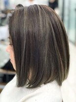 ミーティア バイ クアトロ(Meteor By QUATRO)&nbsp;赤みを抑えた透明感カラー