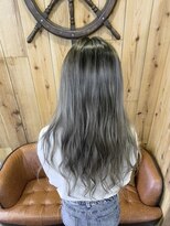 トルチェ(toRtue) バレイヤージュ グラデーション ホワイトシルバー